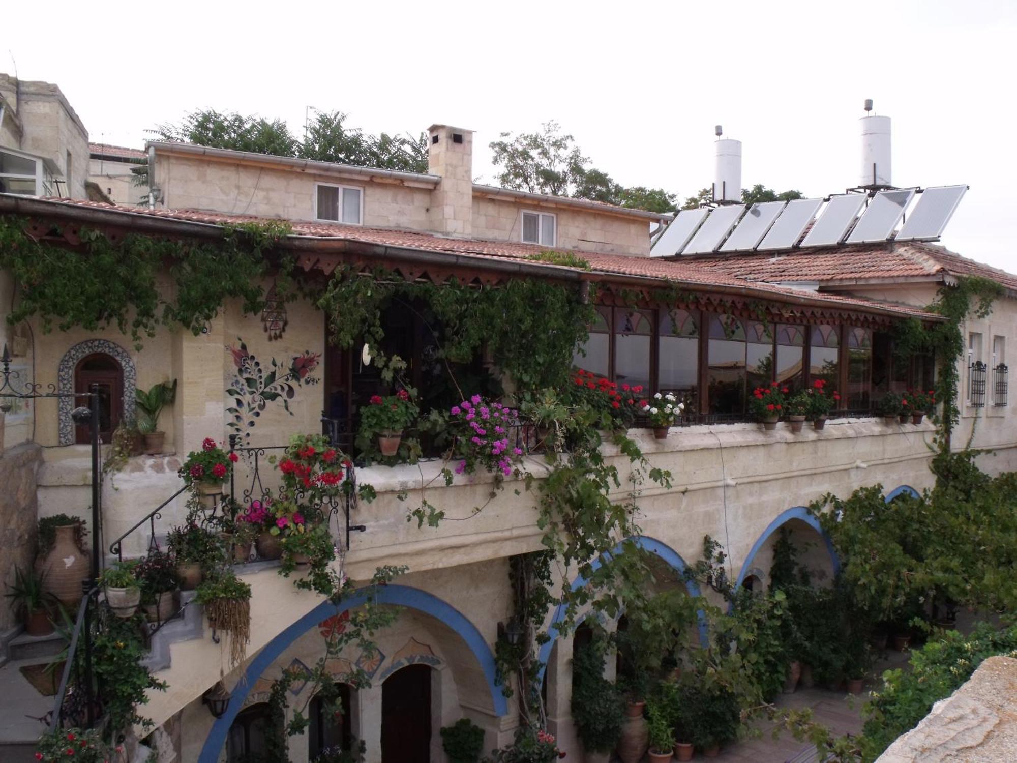 Pacha Hotel Mustafapaşa Екстериор снимка