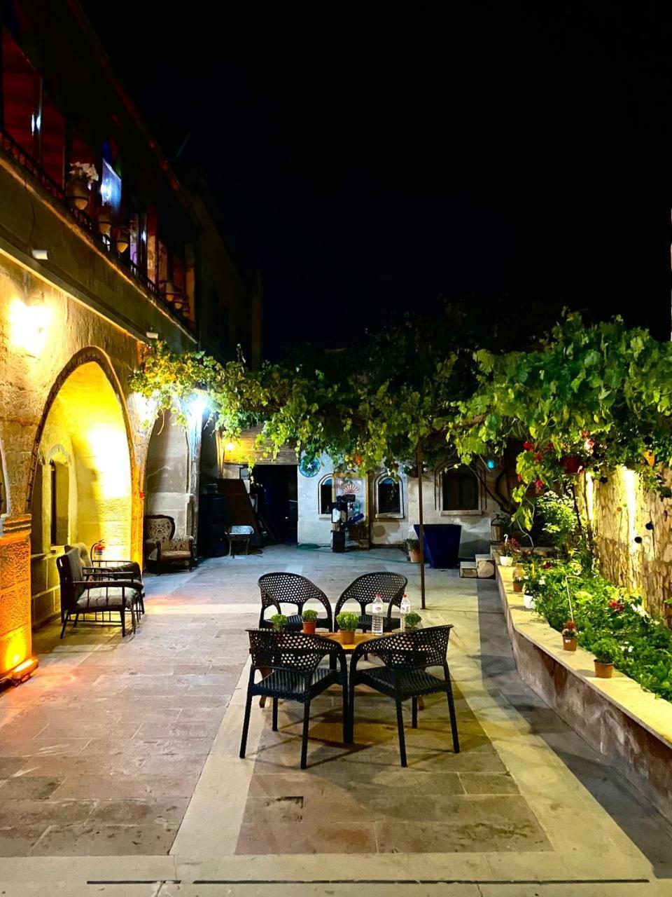 Pacha Hotel Mustafapaşa Екстериор снимка