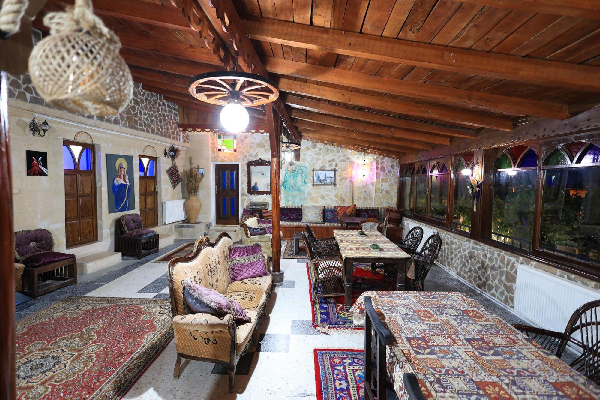 Pacha Hotel Mustafapaşa Екстериор снимка